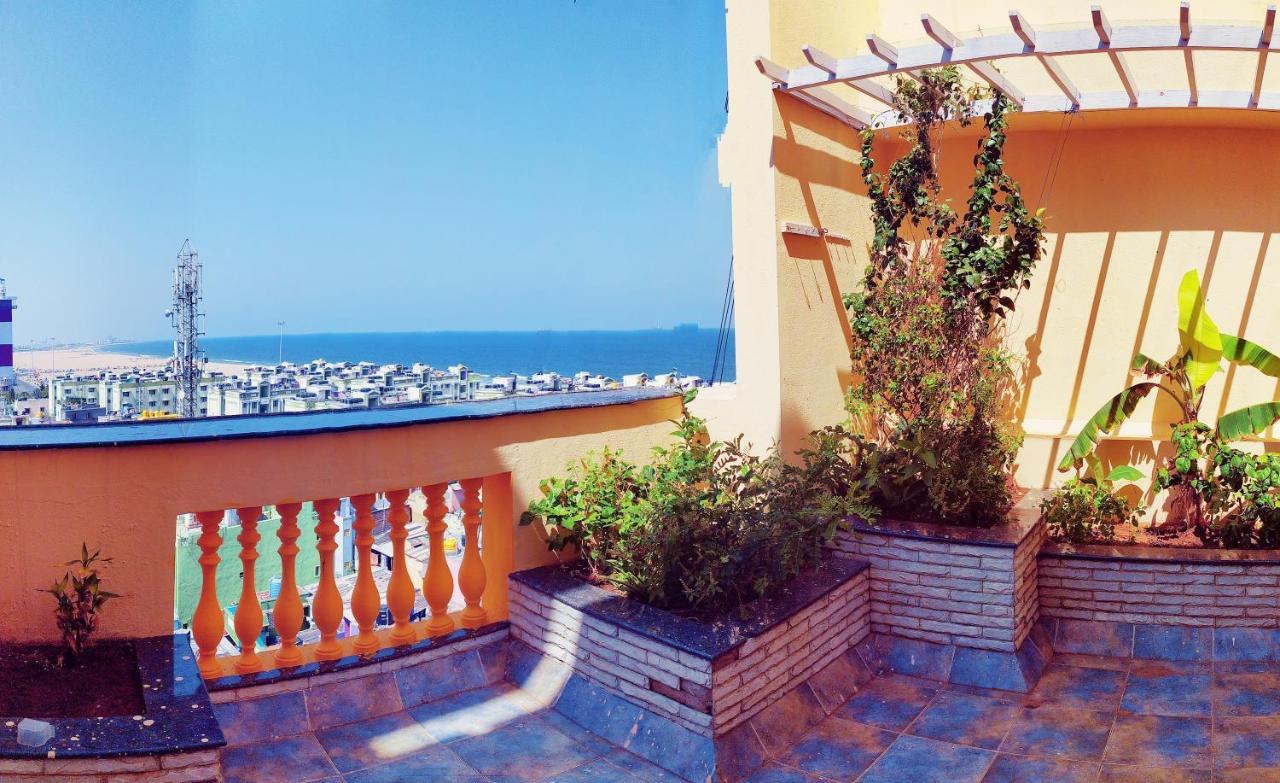 Bed and Breakfast Beach Penthouse, Čennai Exteriér fotografie